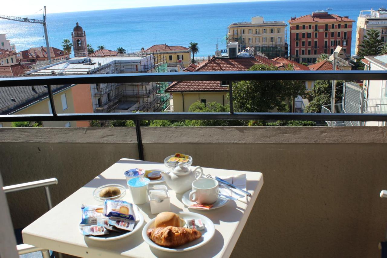 Hotel Palace Varazze Exteriér fotografie